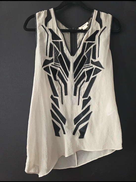 Helmut Lang Tops - Helmut Lang Black & Cream Geometric Sleeveless Camisole